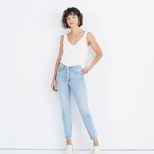 Madewell size 27 9" Mid-Rise Skinny Crop Jeans in Asbury Wash